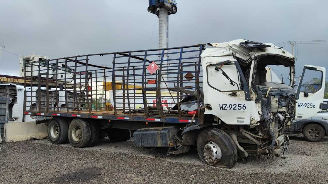 CREMALLERA DE DIRECCIóN Renault PREMIUM 2004  USADA  EN DESARME